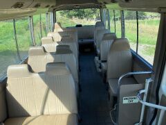 1995 Nissan Bus, 21 Seat Capacity - 12
