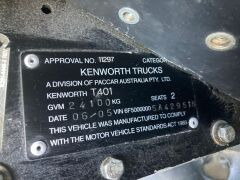 2005 Kenworth T401 6x4 Primer Mover - 6