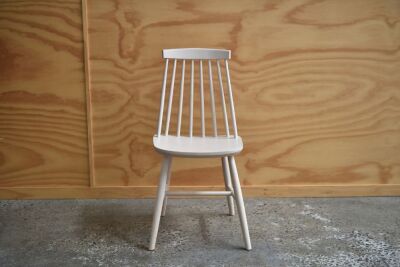 Fameg 5910 Chair - White wash