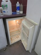 Bar Fridge, 120 Ltr - 2