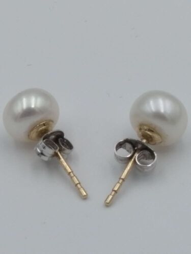 2 Pairs of Gold Freshwater Button Studs white & Pink 8MM RRP 358