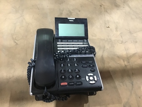 DNL Lot of NEC DT400 Series Digital Telephones (8) (NSW-585 Item 45)