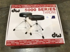 DW 5000 Series Round Top Throne (DWCP5100) - 2