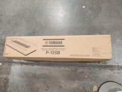 Yamaha P125B portable digital Piano - 4