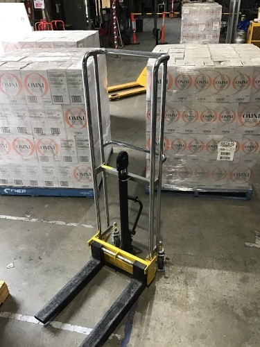 400kg Manual Platform Stacker Adjustable Forks