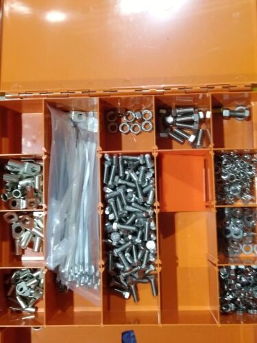Mixed Nuts/bolts and screws