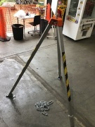 Work safe safety tripod with bag and chain - 2
