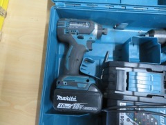 Makita 18 Volt Tool Kit comprising;
1 x Impact Driver, DTD152
1 x Drill, HP457D
2 x 3.0AH Batteries - 5