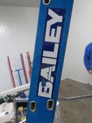 Bailey Fibreglass Step Ladder, FS10487, 2.4m - 3