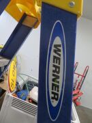 Werner Fibreglass Step Ladder, 1.82m H, 150Kg - 2