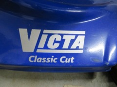 Victa Mower Classic Cut
Briggs & Strayton 500 Series with Catcher - 4