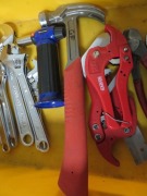 6 x Shifters & 6 x Cutters and Milwaukee 20oz Hammer - 3