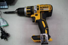 Cordless Brushless Drill Driver, Make: Dewalt, Model: DCD795XE, with Battery Charger, Model: DCB115-XE, 2 x Lithium Rechargeable Batteries - 2