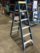 Baileys Double sided step ladder 1.8 - 3