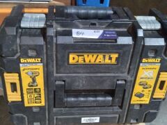 DeWalt 18V Brushless Lithium Ion 5.0Ah (DCF894P2) W/ Drill attachments. - 4