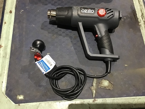 Ozito 2000W Variable Temperature Heat Gun Kit
