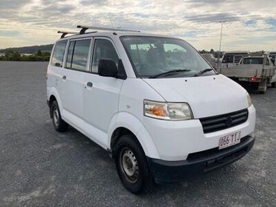 2013 Suzuki GD APV Van