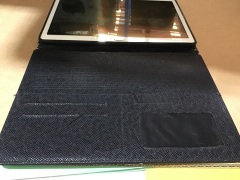 Samsung Galaxy Tab S 10.5 SM-T800 + Case - 2