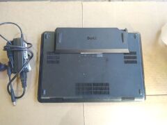 Dell Latitude E5440 | No HardDrive | S/N: CKPRVZ1 | + Charger & bottom attachment | Has Minor damage, Scratches/Scuff marks. - 3