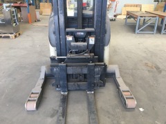 Crown RR5020-45 Electric Reach Stand Up Forklift with 5650 Hours, good working order - 5