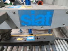 Carton Taping Machine
Make: Siat
Model: S8/4 S
DOM: 2009 - 5