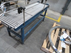 Stainless Steel Conveyor on Galvanised Steel Frame, adjustable legs
Rollers 25mm Dia x 400mm L
Overall - 460 x 1500 x 600mm H - 2