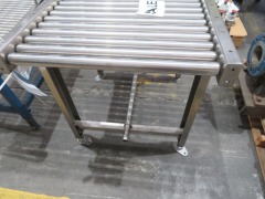 Stainless Steel Incline Conveyor, Stainless Steel Frame
Rollers 40mm Dia x 600mm L
Overall - 690 x1050 x 860mm H - 2