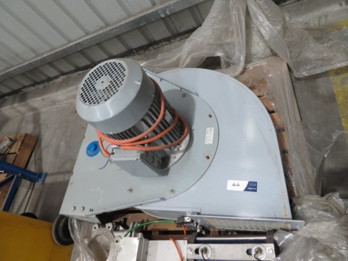 Extraction Fan with Motor
600mm Fan Powered by 5.5Kw 3 Phase Electric Motor
Model: GA853