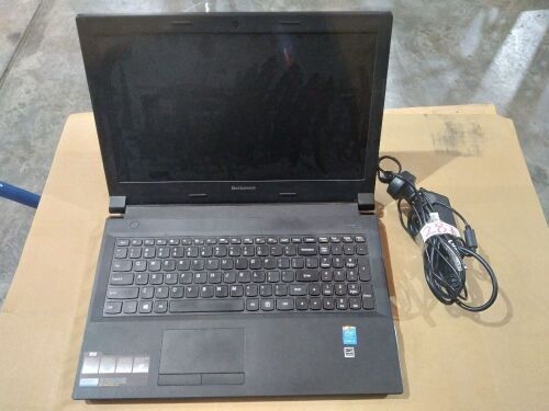 Lenovo B50-80 /80EW | NO HardDrive | S/N: MP1355QT | + Charger | Minor scratches and suff marks.