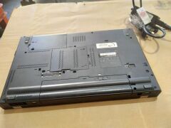 ThinkPad Lenovo T520 | No HardDrive | SN: R9-M0D3W | +Charger | Minor scratches and scuff marks. Missing 1 back screw. - 3