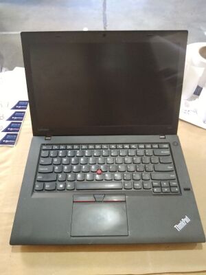 ThinkPad Lenovo T460 | No HardDrive | SN: PC-0FUCJ2 | +no Charger, has Minor Scratches and scuff marks