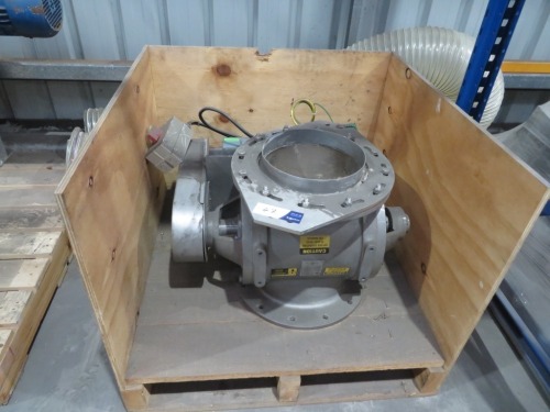 Nu Con Rotary Valve (Drop Through)Model: DT500CStainless SteelPowered by Chain Driven 3 Phase Electric Motor & Eurodrive650 x 600 x 400mm HNufarm N/K