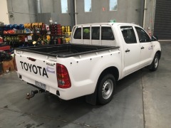 2010 Toyota Hilux Workmate TGN16R 2WD 5 Seater Dual Cabin Utility with 169,397 Kilometres - 3