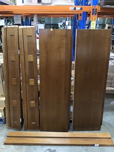 2x Oak/pine platforms 180x55x8, 2x oak panels on MDF backing 187x28x6, 1x oak 183x24x5