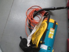 Back Pack Vacuum Cleaner
Clean Tech
Serial No: 324697
1200 Watt
240 Volt
with Hose, Wand & Floor Tool - 4
