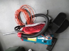 Back Pack Vacuum Cleaner
Clean Tech
Serial No: 321591
1200 Watt
240 Volt
with Hose, Wand & Floor Tool - 3