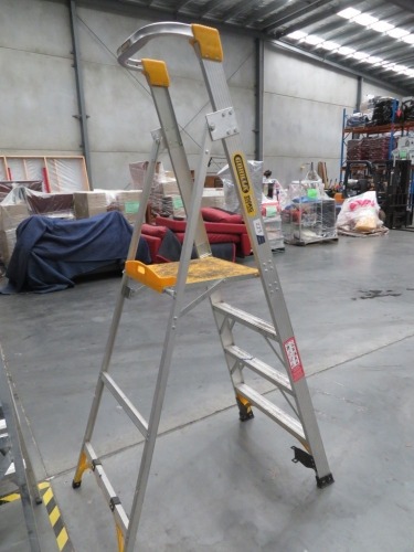 Gorilla Platform Ladder
Model: PL004-1
SWL: 150Kg
Platform Height: 1200mm
