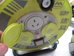 2 x 25m Electrical Cable Reels with 3 Power Outlets - 3