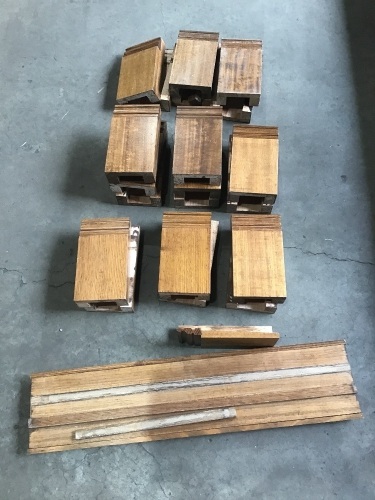 Assorted solid oak blocks, off cut and trim