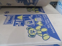 14 x Bundles of Cardboard Boxes, 2 sizes
8 @ 400 x 300 x 430mm H
6 @ 400 x 300 x 600mm H - 4