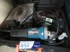 Makita Grinder, corded in carry case, 125mm
Bosch Grinder, corded in carry case, GWS7-125 - 3