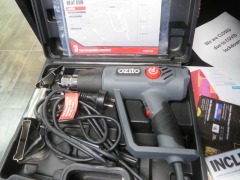 3 x Ozito Power Tools, 240 Volt
1 x Angle Grinder, 230mm
1 x Heat Gun, 2000 Watt
1 x Polisher/Sander, 1100 Watt - 3