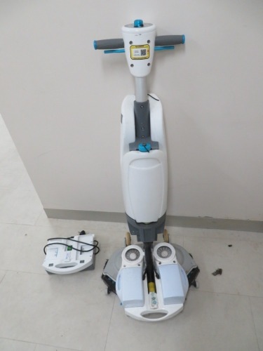 I Mop Cordless Floor Scrubber
Model: I Mop XL
with 2 x Batteries & Charger
