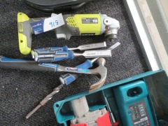 Assorted Tools comprising;
Makita 18 Volt Cordless Drill with Charger & 2 x Batteries in case
Ryobi 18 Volt Angle Grinder Skin, Model: R18A64115
Assorted Chisels, Screwdrivers & Hammer - 5