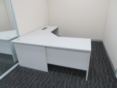 4 x Grey Laminate Corner Desks, 1800 x 1800 x 720mm H
2 x 3 Drawer Mobile Pedestals - 3