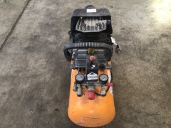 Air Compressor 2HP, branding and specs not known - 3