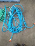 Tub of ×5 mixed length hoses - 3