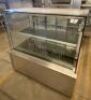 Cake Display, Model: 5740V