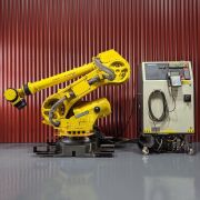 Fanuc Robot Model: R2000iA-125L Reach: 3.01mtrs Payload: 125kg Controller: RJ3iB Teach Pendant Included Axis: 6 Floor Mounted YOM: 2004
