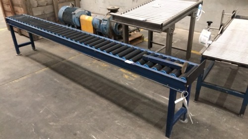 Conveyor Roller mild steel frame 
PVC Rollers 230mm long
300x3000x600H
